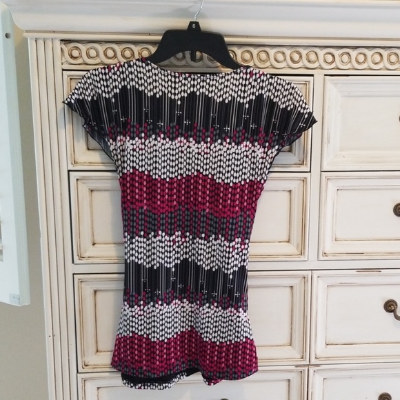 Top - Picture 2 of 2